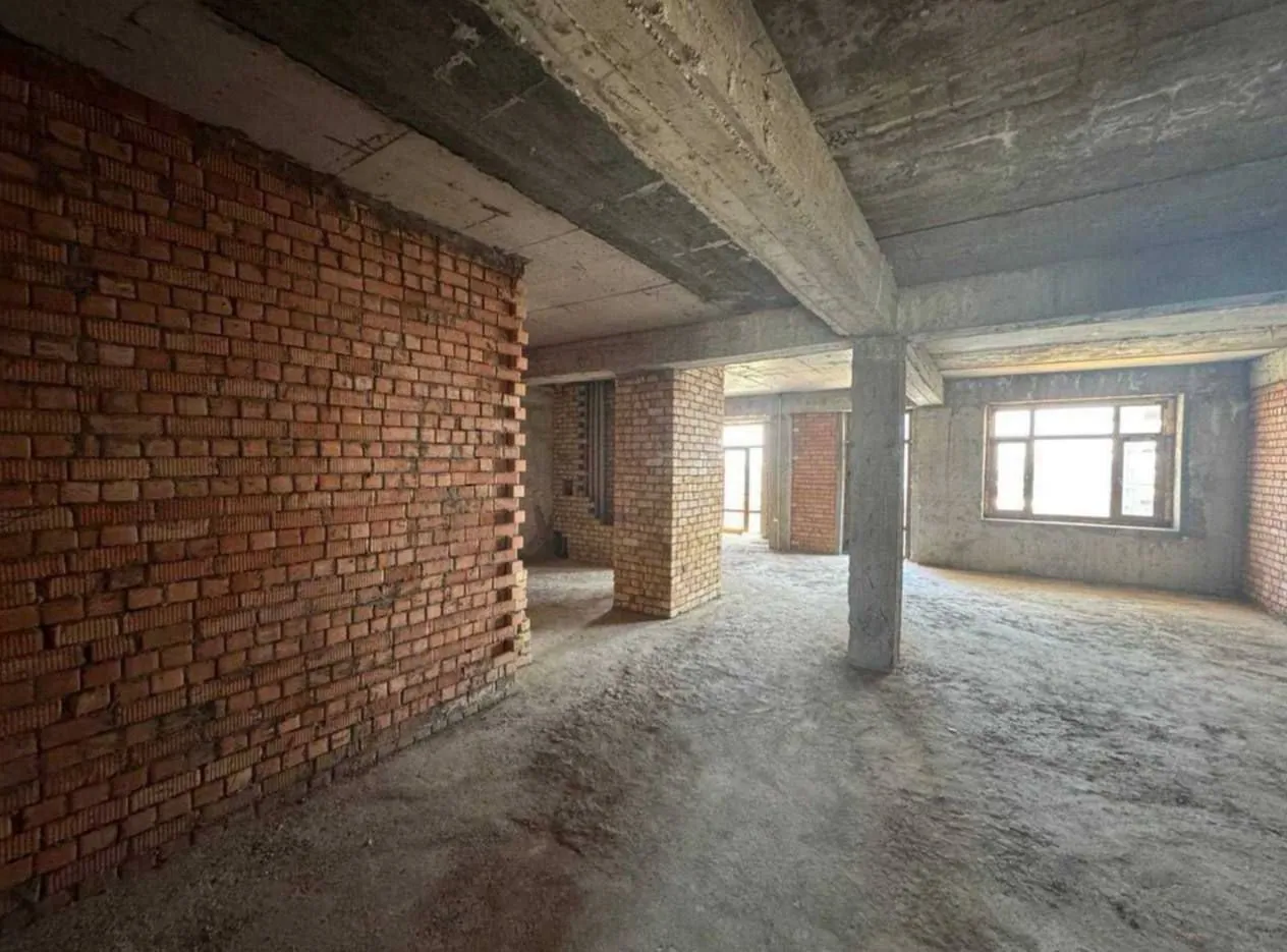 128 м², 3-комн. квартира, 8/9