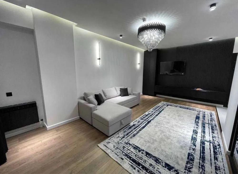 100 м², 3-комн. квартира, 15/25