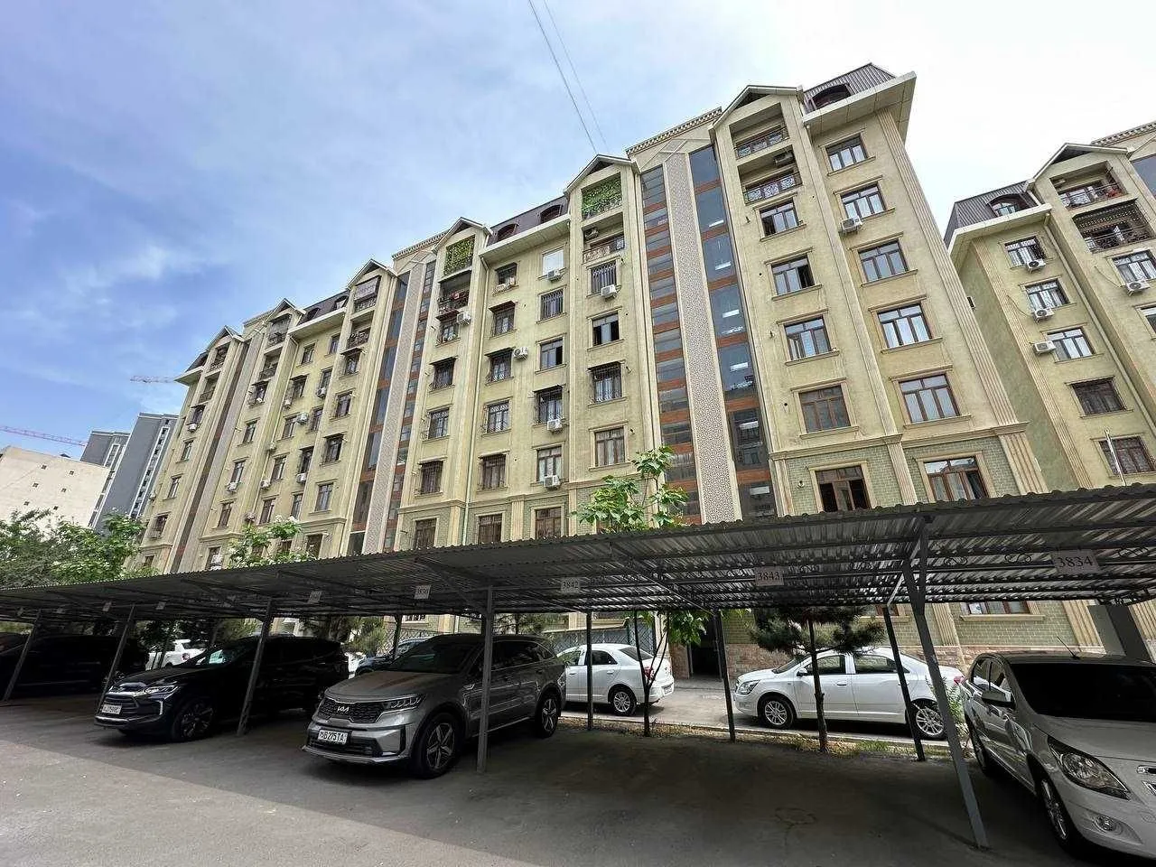 110 м², 4-комн. квартира, 6/8