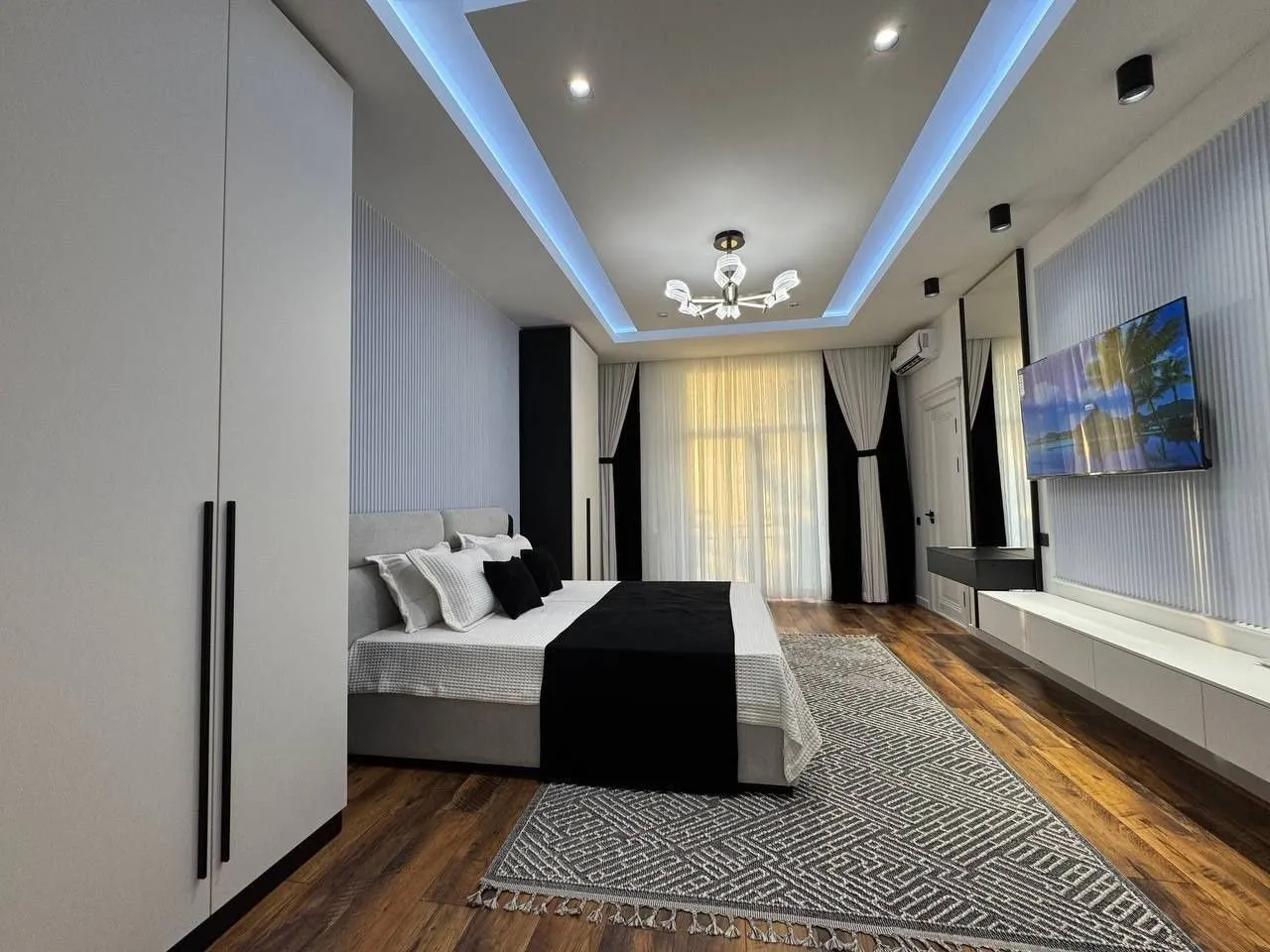 100 м², 3-комн. квартира, 2/9