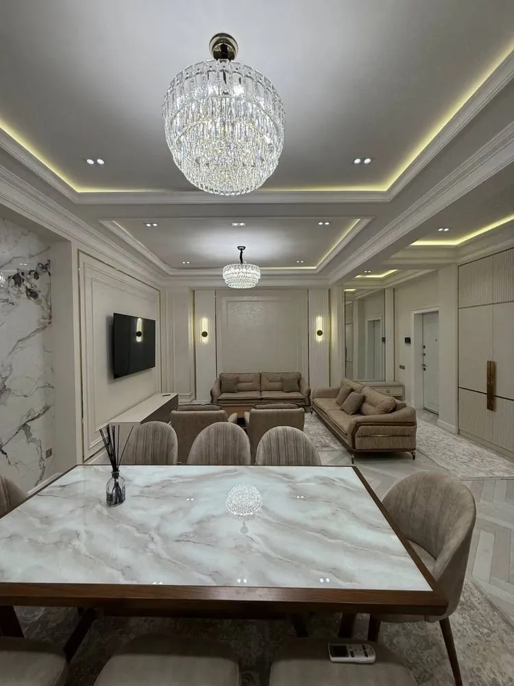 100 м², 3-комн. квартира, 6/8