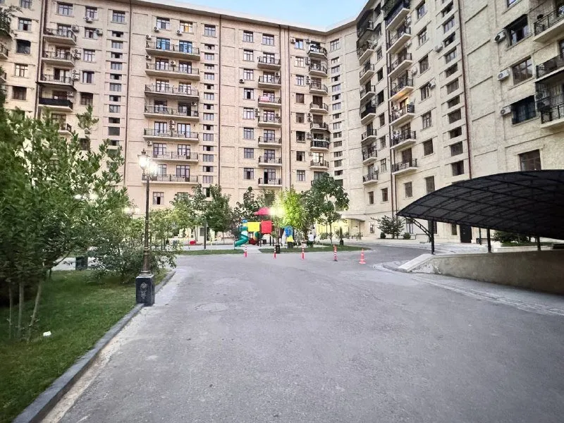145 м², 4-комн. квартира, 4/10