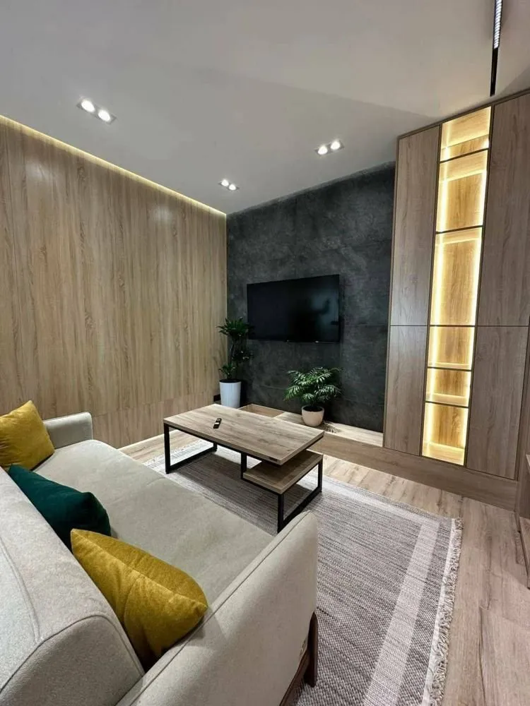 100 м², 3-комн. квартира, 18/25