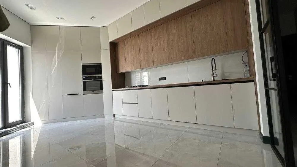 106 m², 4-xonali kvartira, 9/10