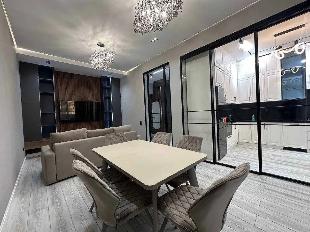 65 m², 2-xonali kvartira, 8/14