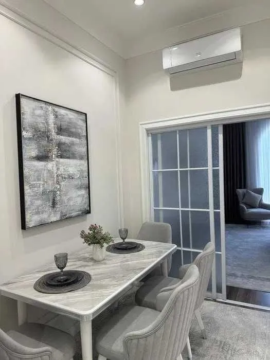 100 м², 4-комн. квартира, 9/10