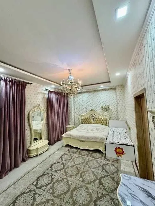 153 m², ko'p xonali kvartira, 1/8