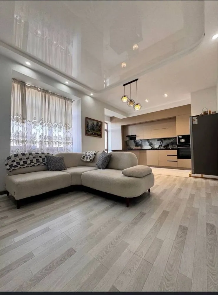 174 м², 4-комн. квартира, 8/9