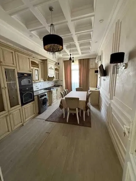 136 м², 4-комн. квартира, 7/8