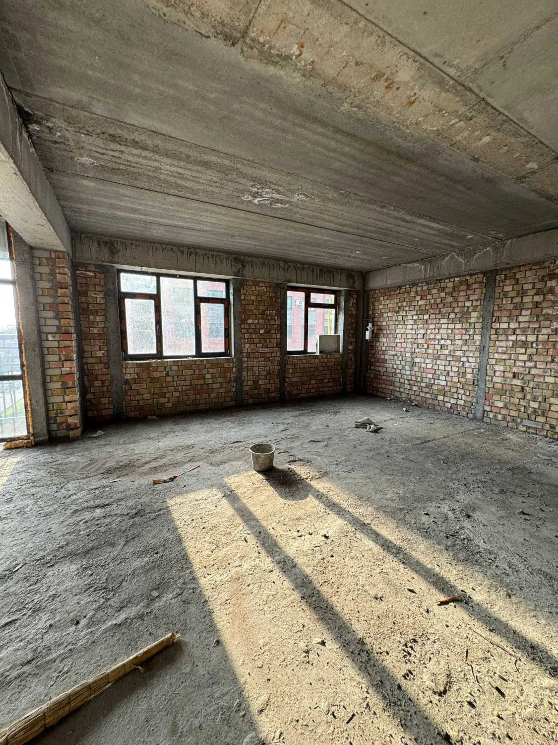 77 м², 3-комн. квартира, 2/3