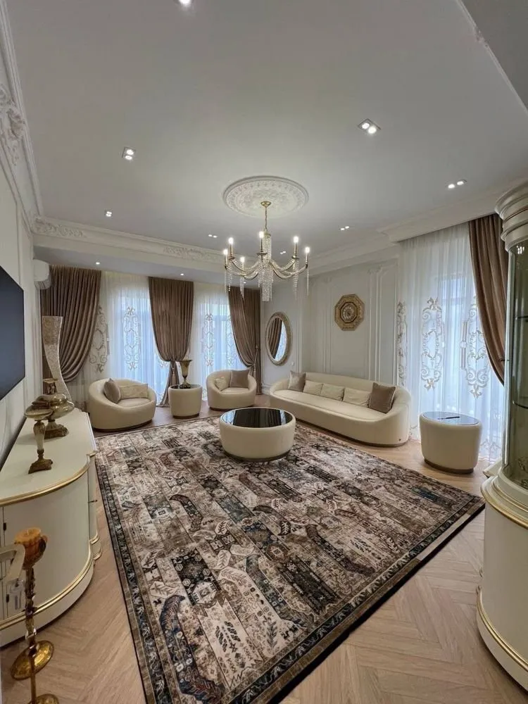 210 м², многокомнатная квартира, 3/7