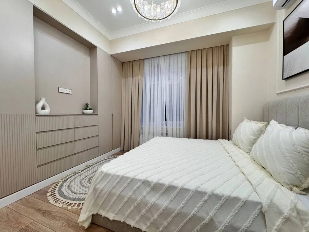 140 м², 5-комн. квартира, 6/8