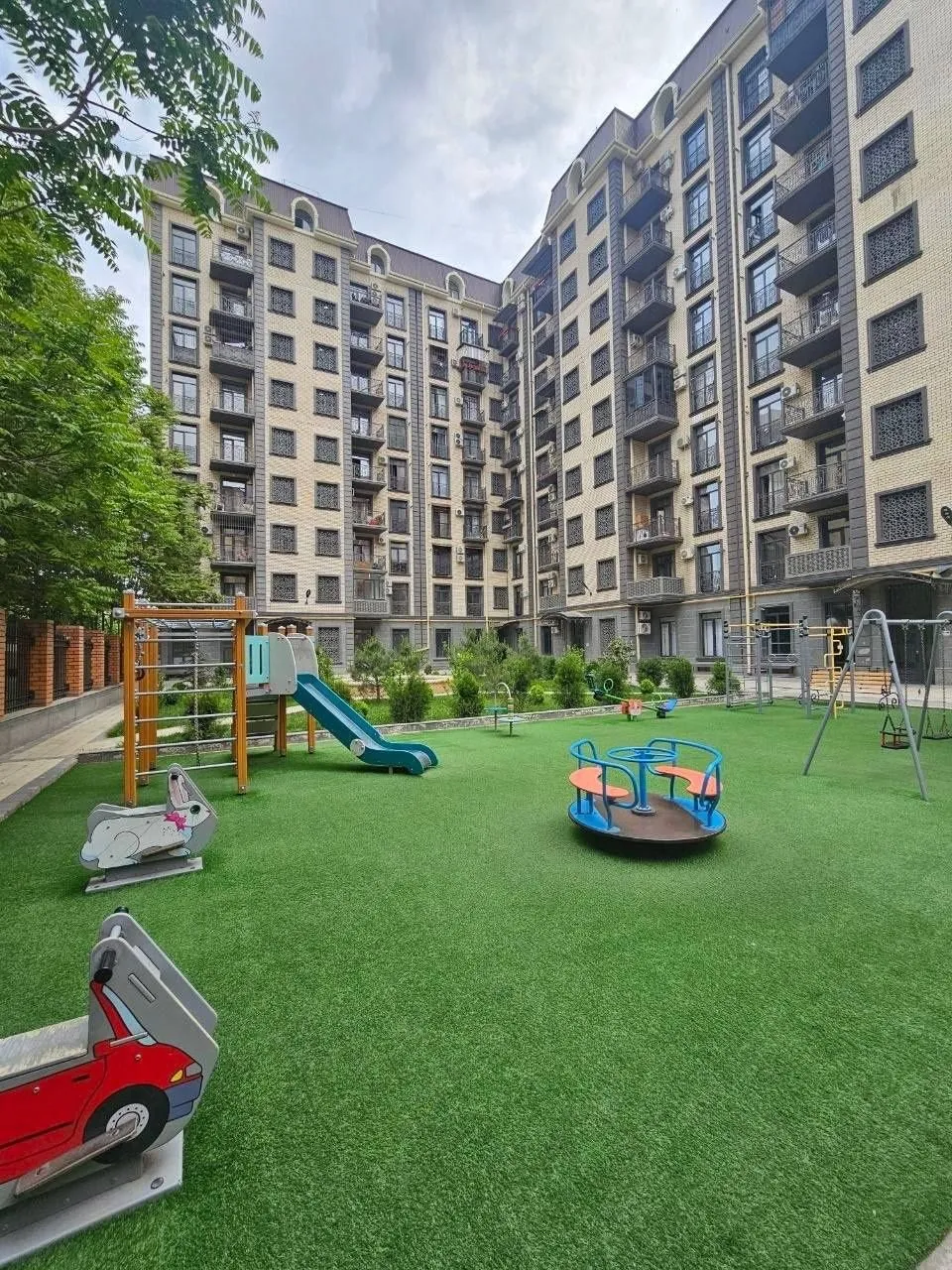 64 м², 3-комн. квартира, 2/10