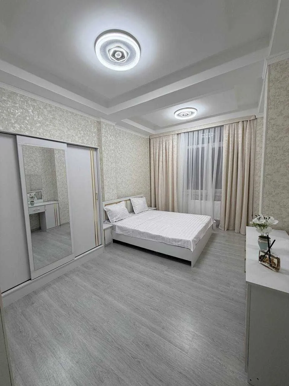 90 m², 4-xonali kvartira, 4/16