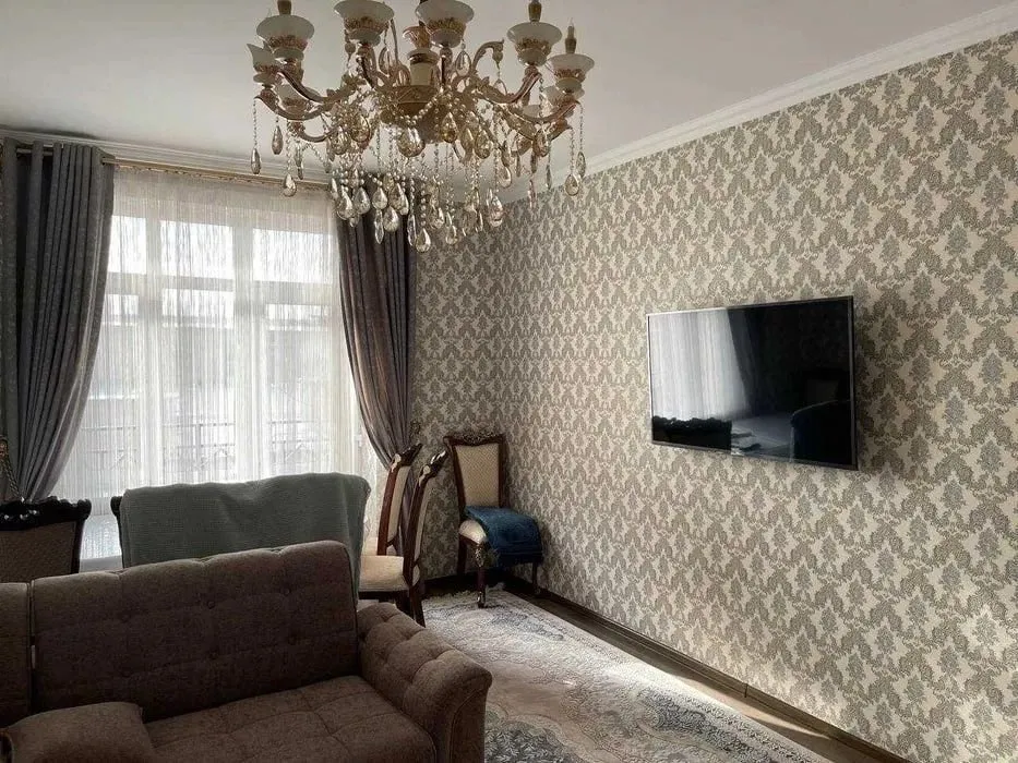 92 m², 3-xonali kvartira, 3/8