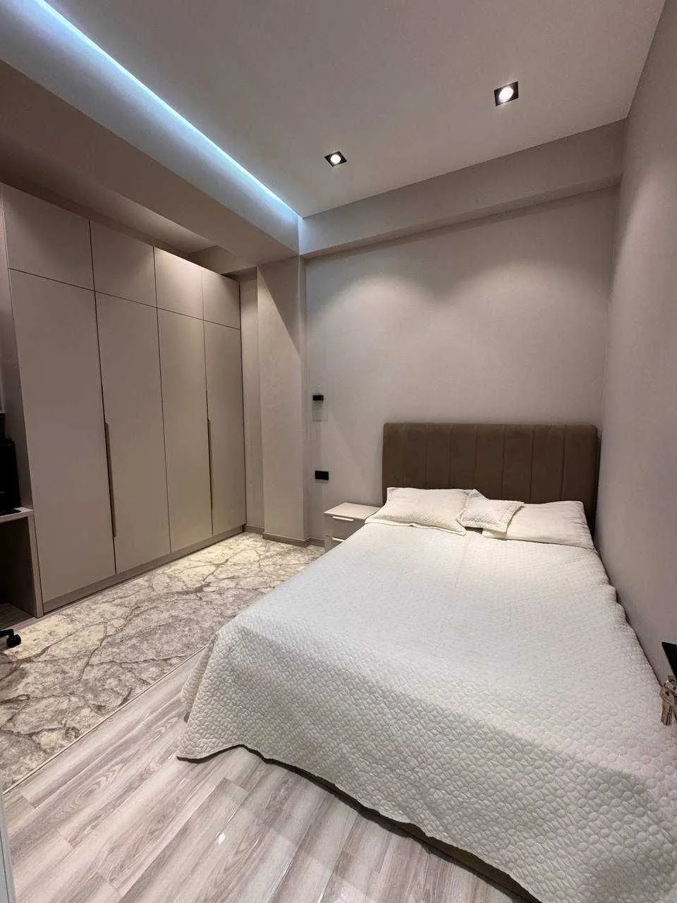 102 m², 3-xonali kvartira, 7/8