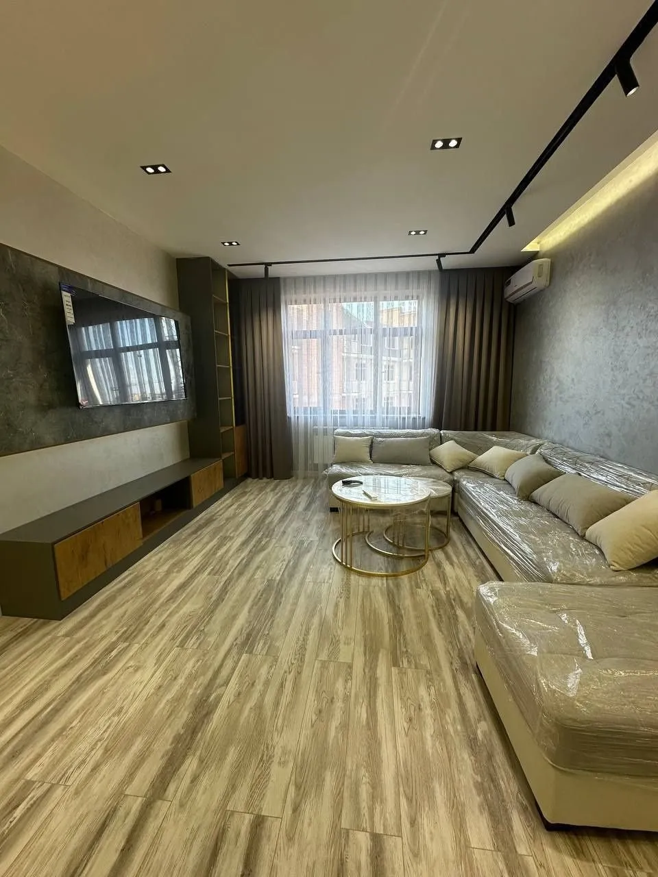 100 м², 4-комн. квартира, 7/9