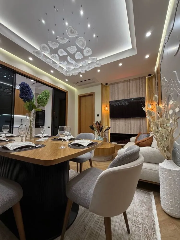 100 м², 3-комн. квартира, 3/11