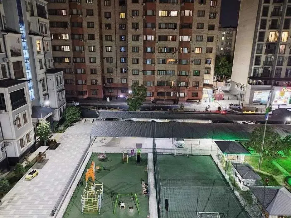 101 m², 4-xonali kvartira, 5/10