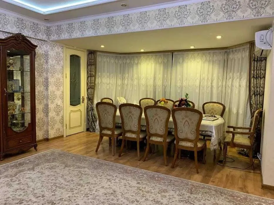 205 m², 4-xonali kvartira, 7/8