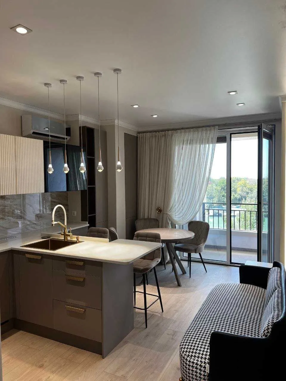 50 м², 2-комн. квартира, 9/9