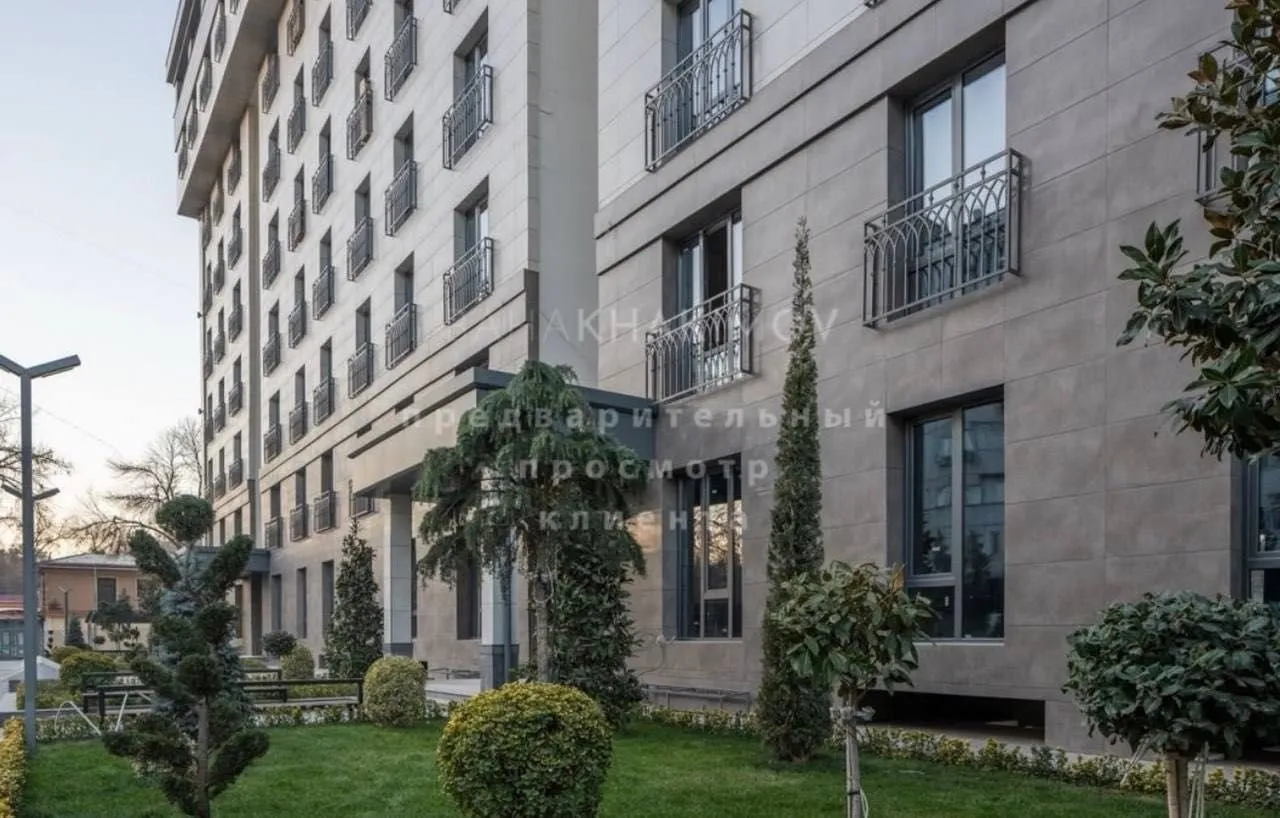 214 m², 5-xonali kvartira, 9/9