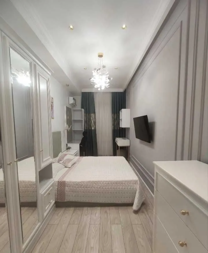 130 м², 4-комн. квартира, 4/8