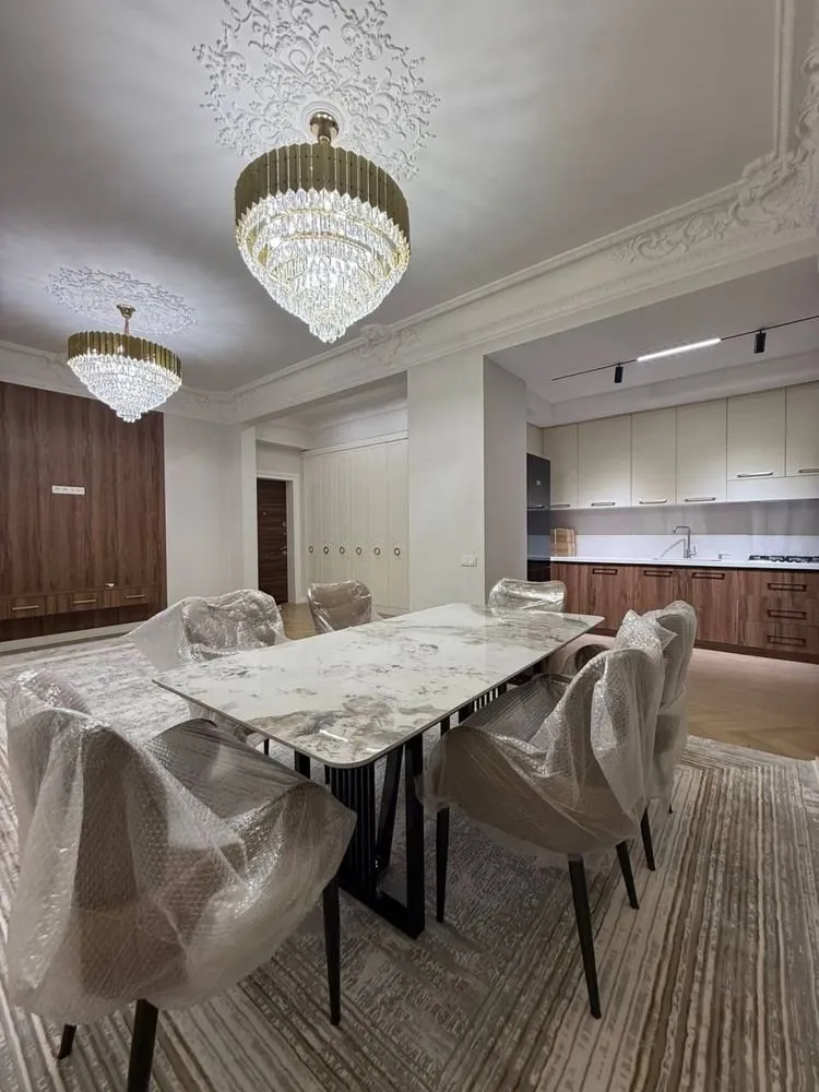 91 м², 3-комн. квартира, 2/8