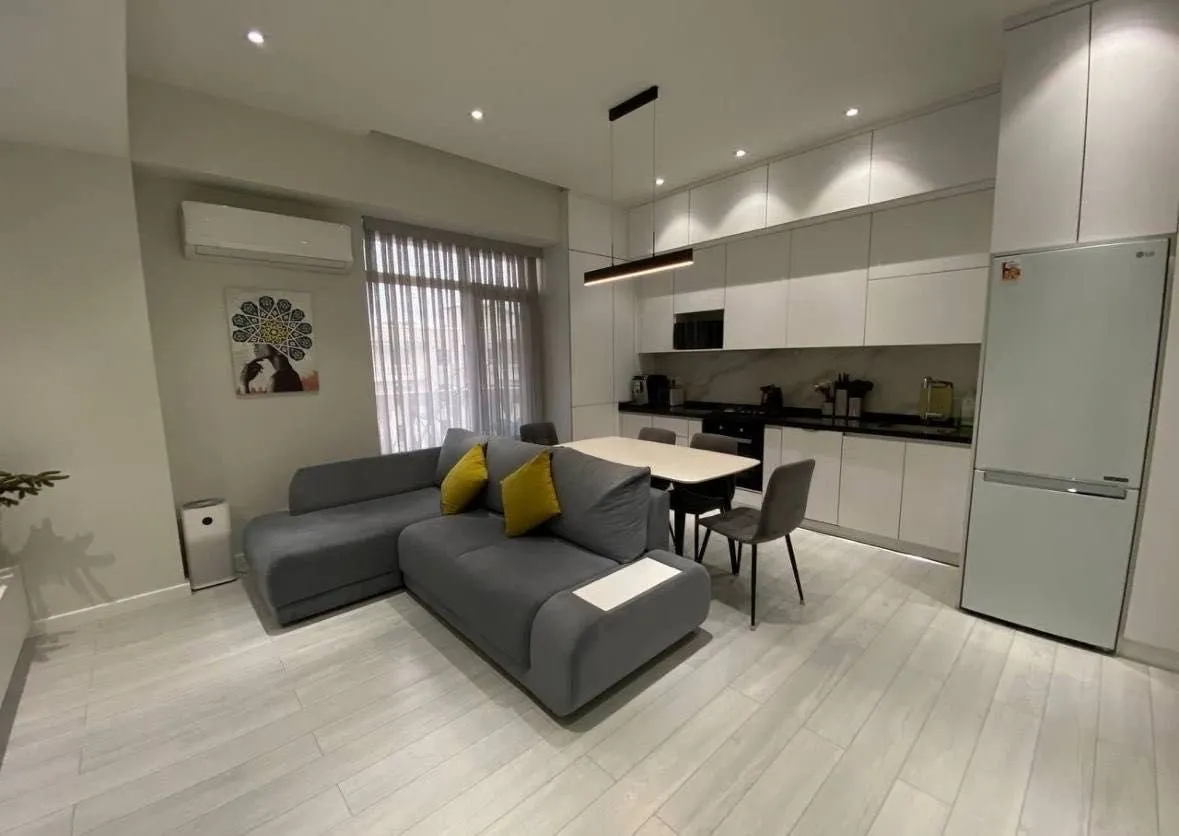 90 м², 3-комн. квартира, 9/9