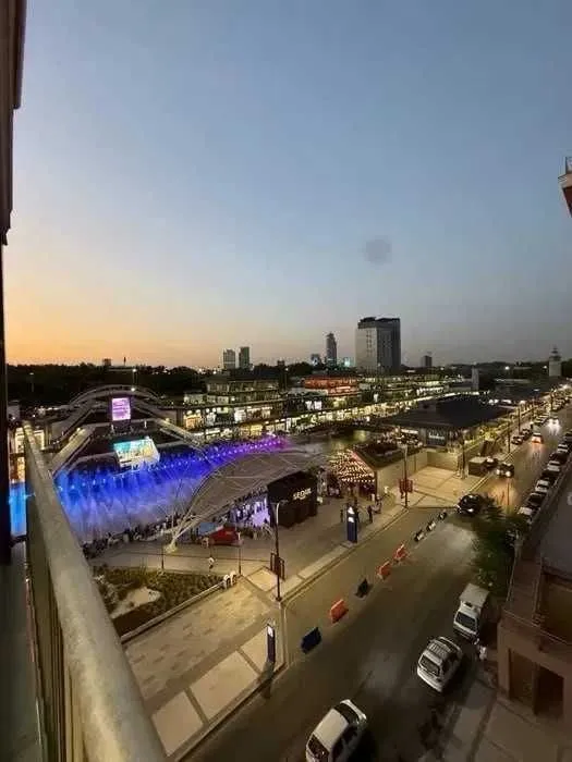 296 м², многокомнатная квартира, 9/10