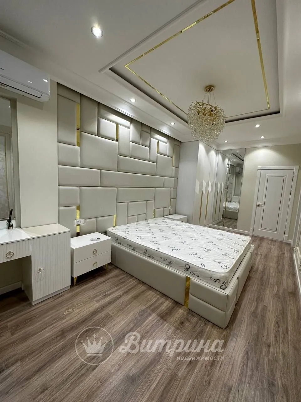 137 m², 4-xonali kvartira, 8/10