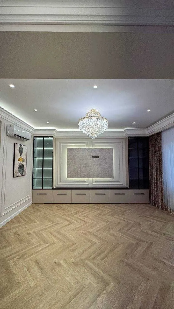 109 м², 4-комн. квартира, 1/9