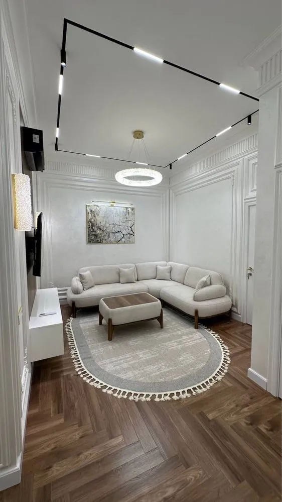100 м², 4-комн. квартира, 8/10