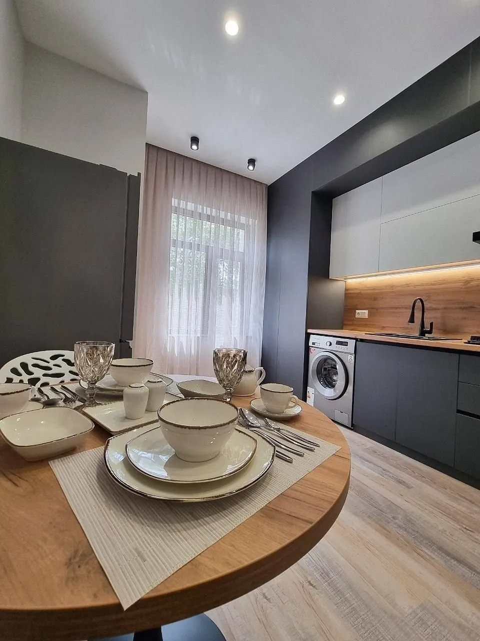 60 м², 2-комн. квартира, 3/8