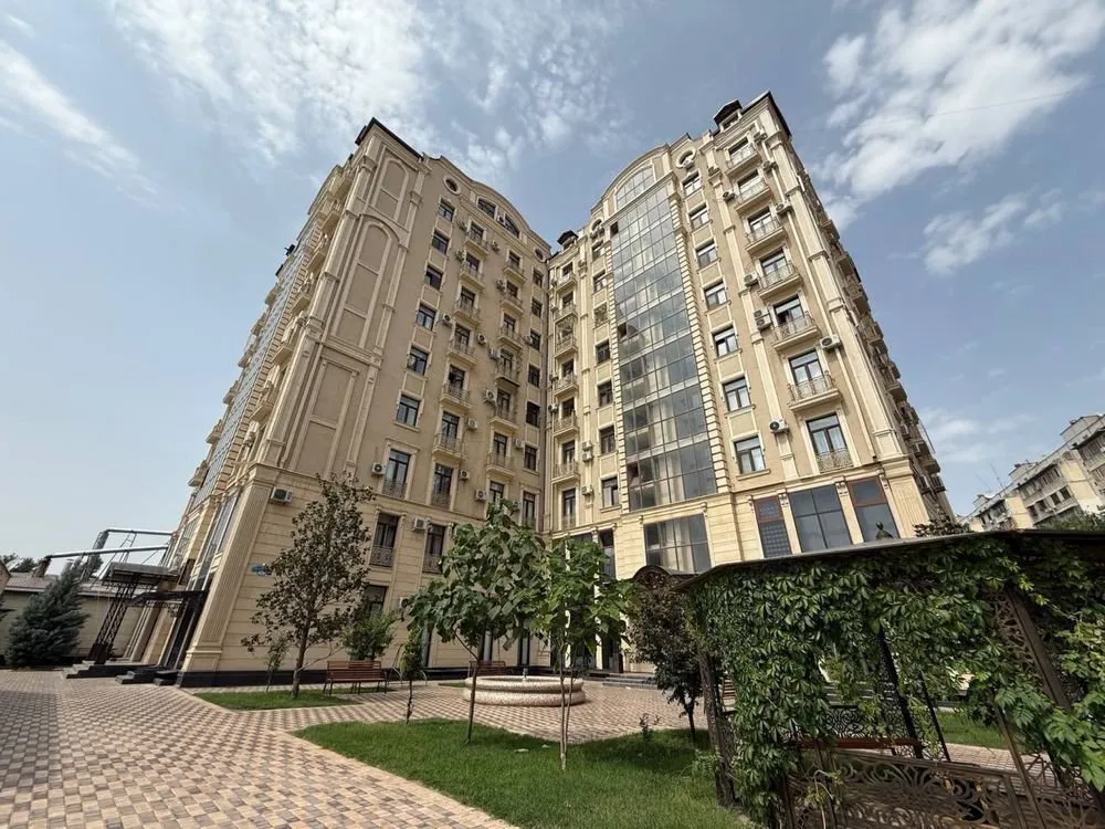 121 м², 4-комн. квартира, 7/10