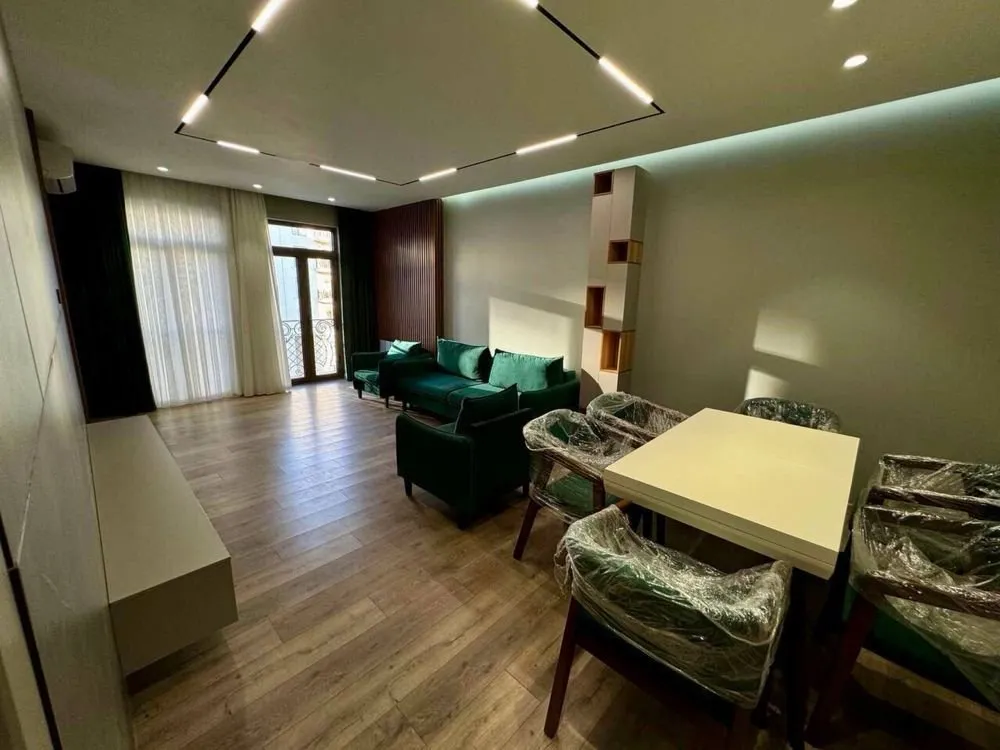 105 m², 3-xonali kvartira, 4/7