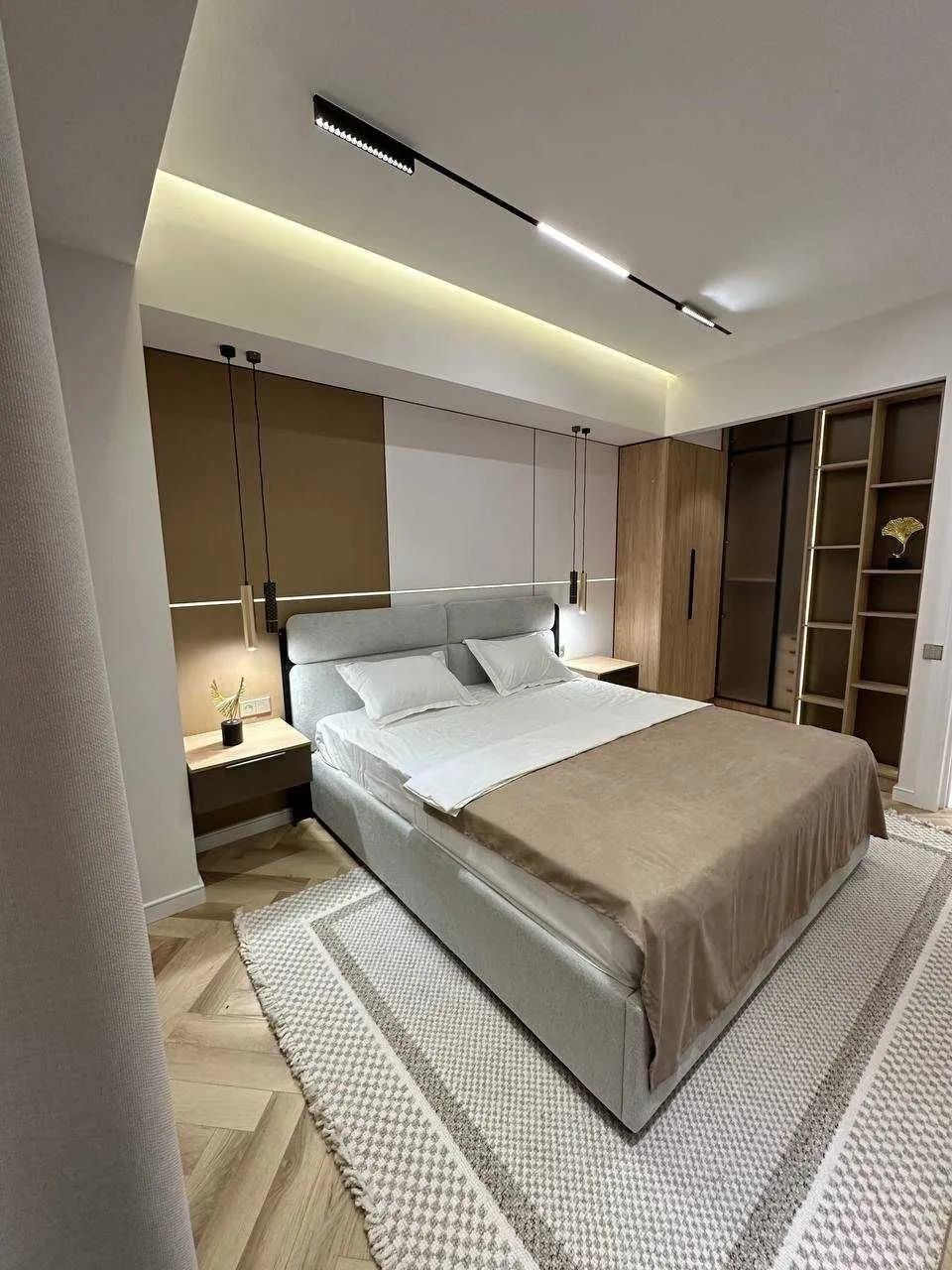 102 м², 4-комн. квартира, 4/12