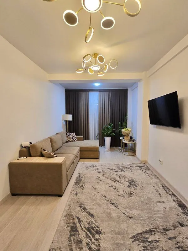 90 м², 4-комн. квартира, 4/9