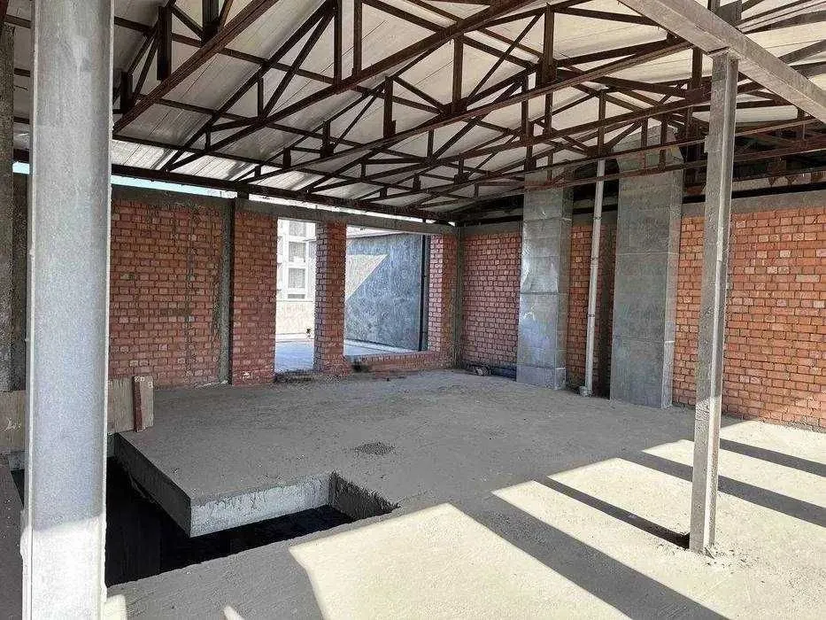 250 м², многокомнатная квартира, 9/10