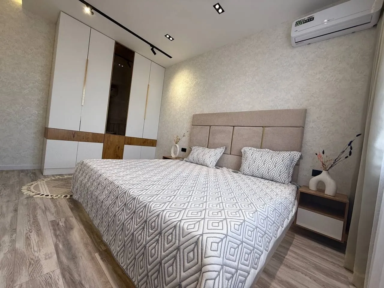 100 м², 4-комн. квартира, 7/9