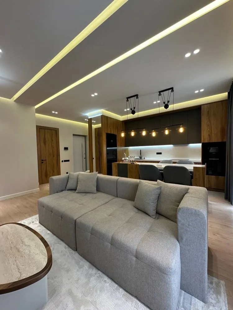 81 m², 3-xonali kvartira, 7/12