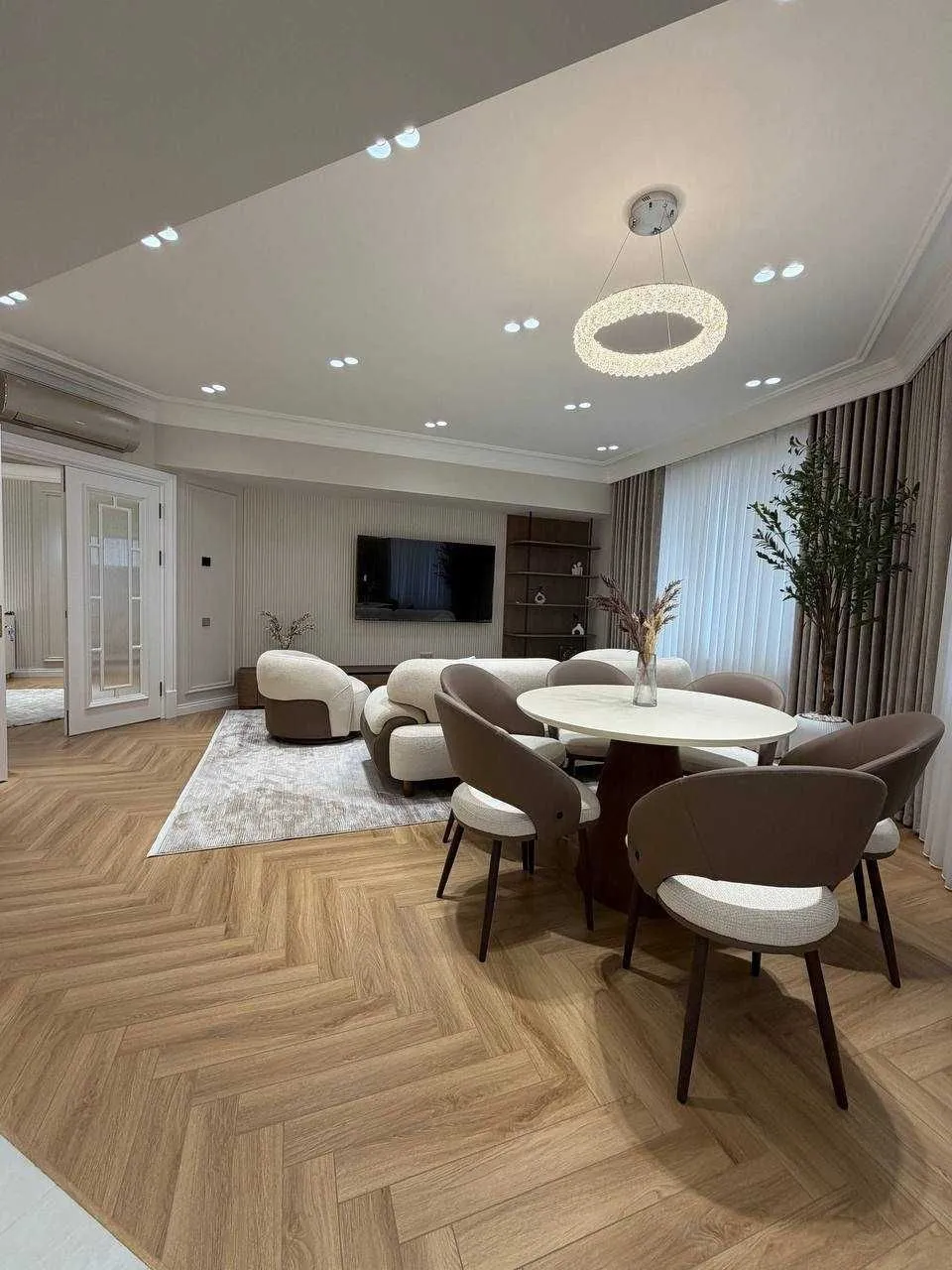 154 м², 4-комн. квартира, 6/10