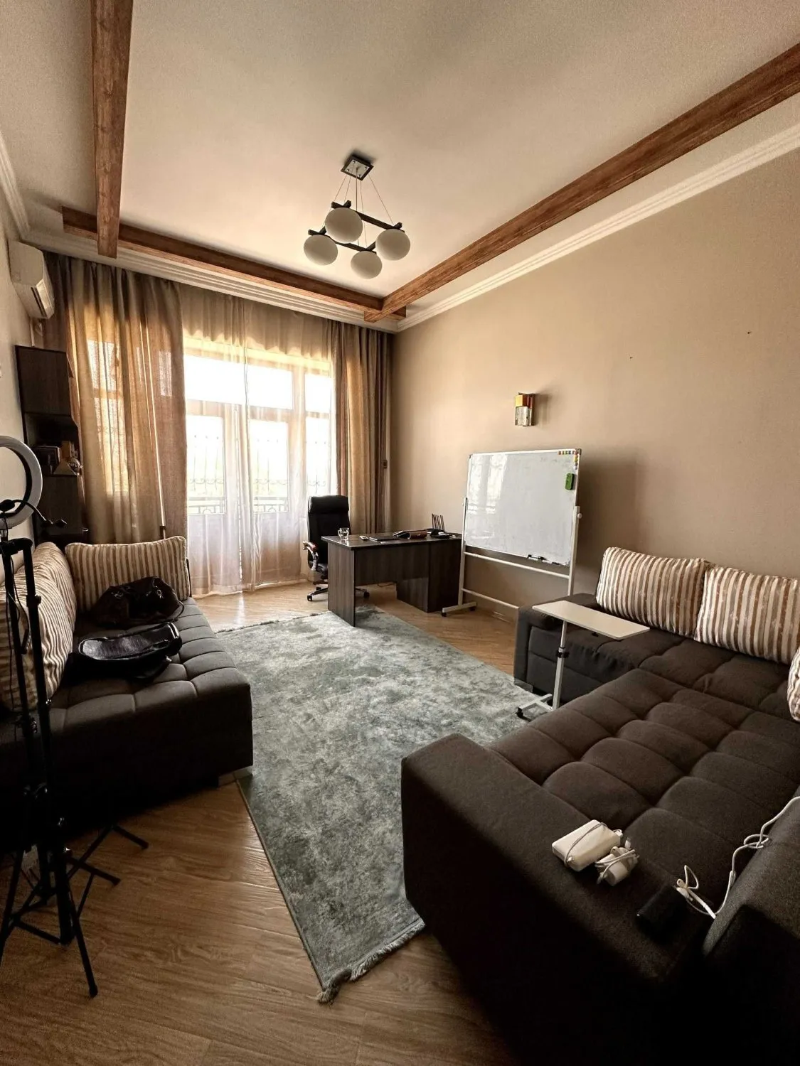 180 м², 5-комн. квартира, 7/7
