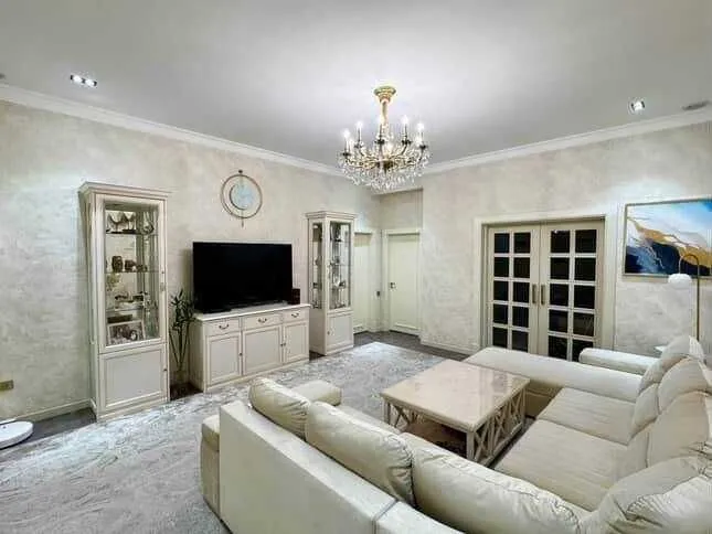 136 м², 4-комн. квартира, 8/9