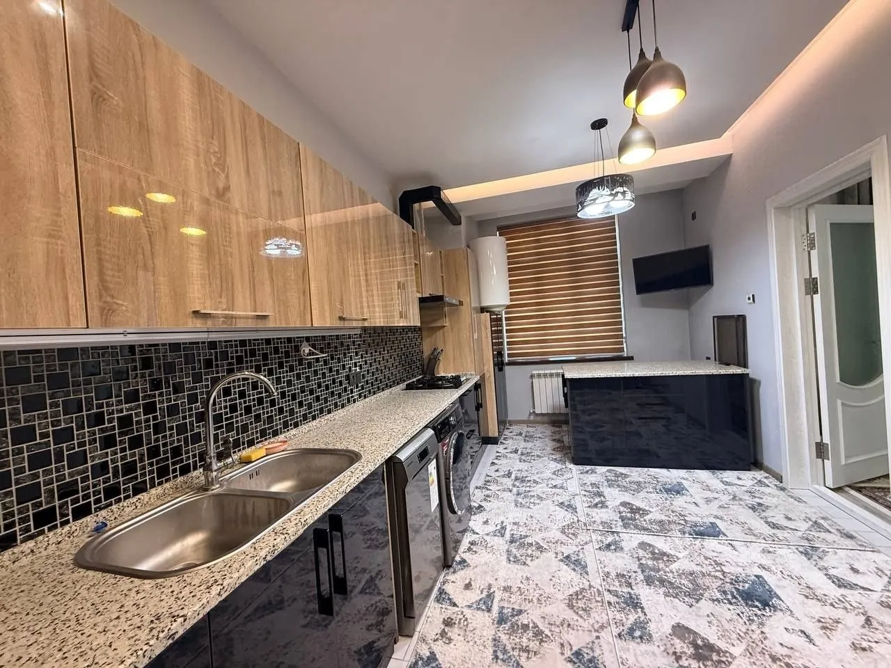 105 м², 3-комн. квартира, 2/6