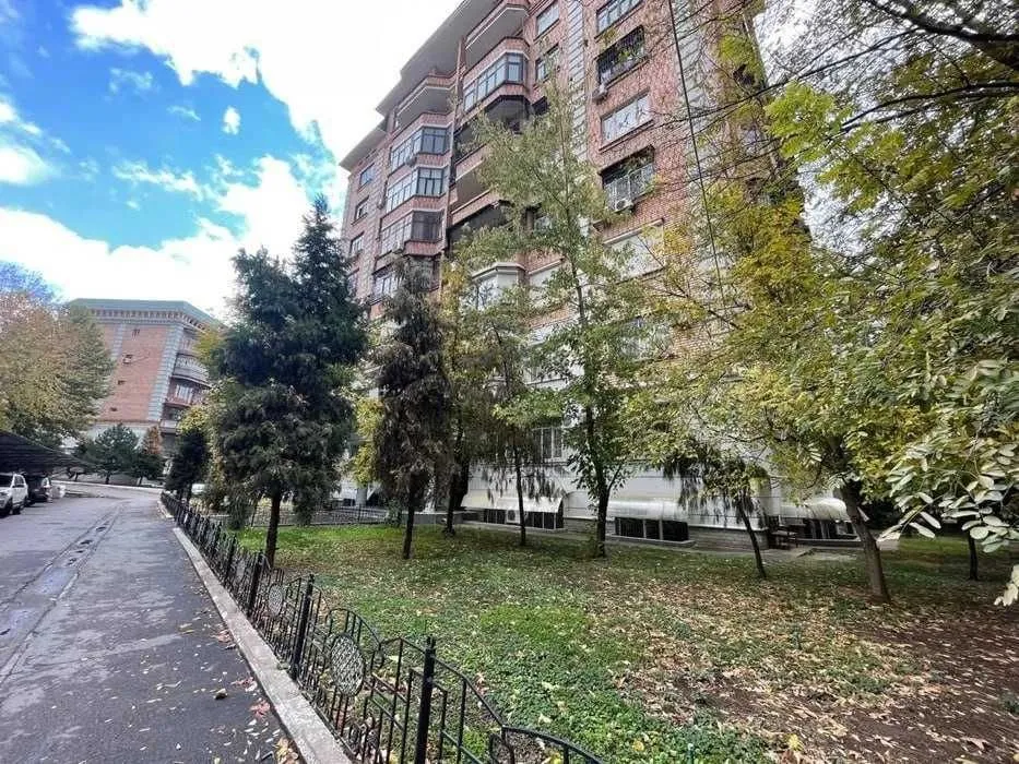 411 м², многокомнатная квартира, 7/8
