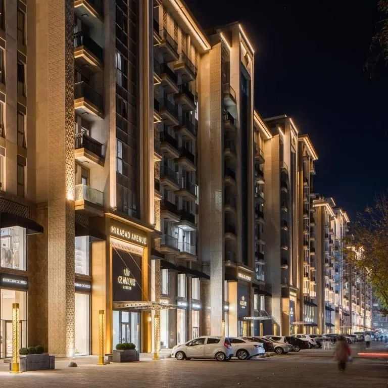 220 м², 5-комн. квартира, 12/12