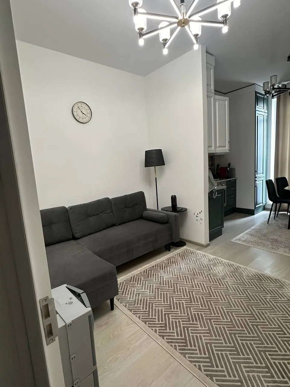 60 м², 2-комн. квартира, 6/9