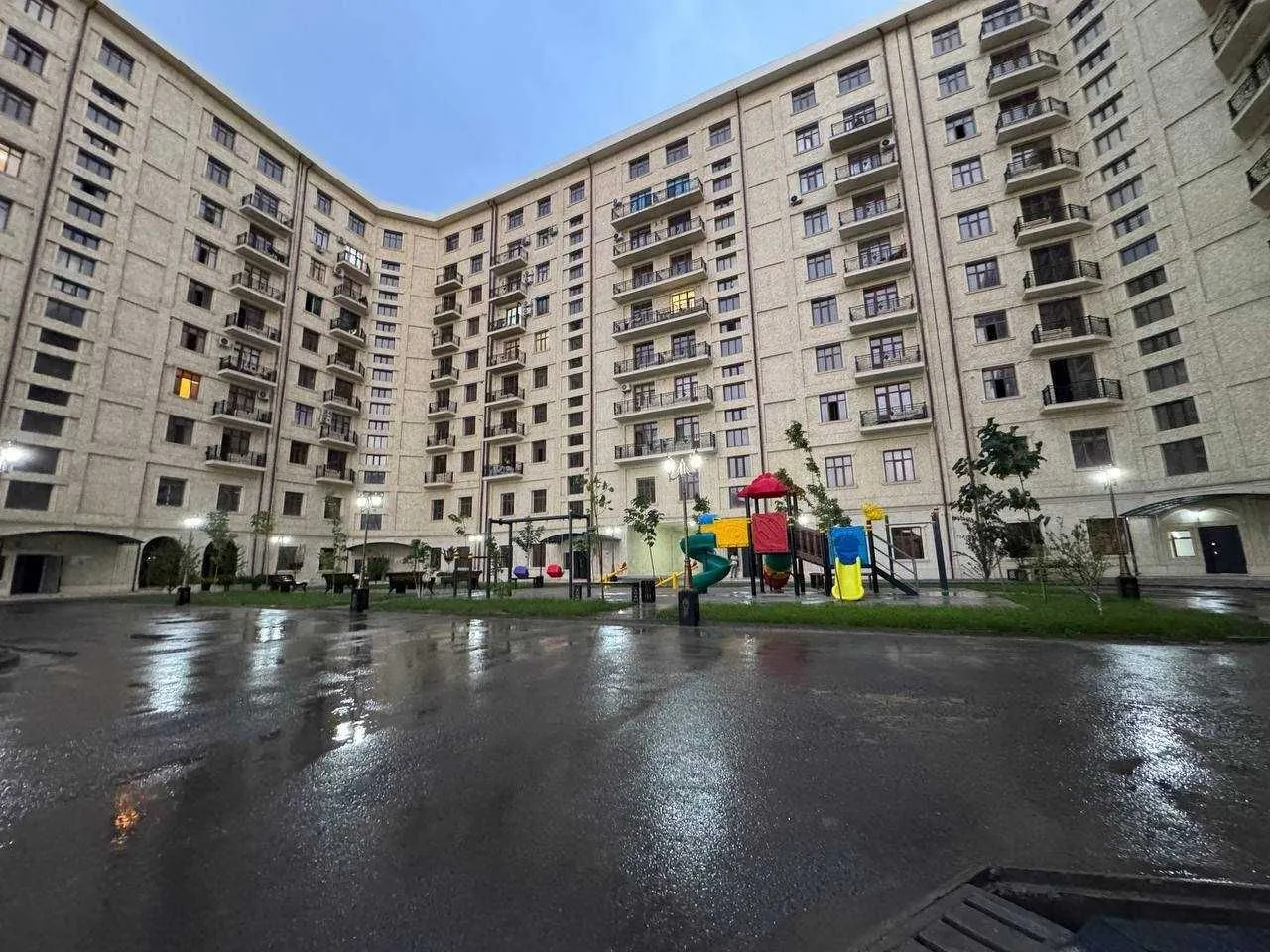 150 м², 4-комн. квартира, 10/10