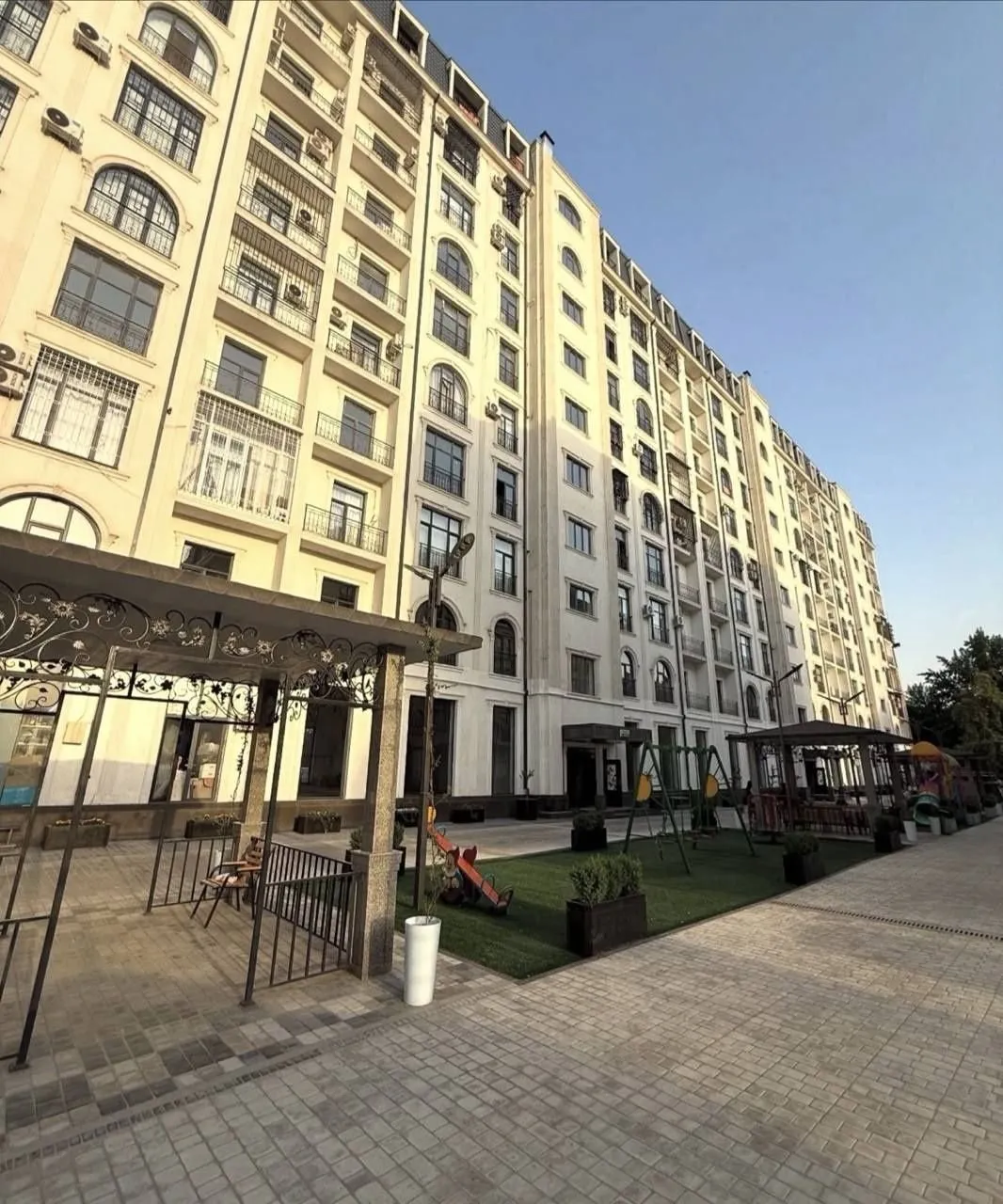 110 м², 3-комн. квартира, 10/10